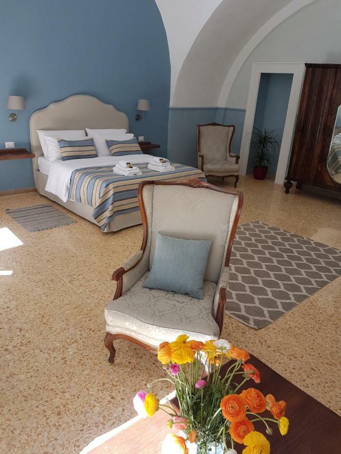 Aragonese Luxury 5* Napels