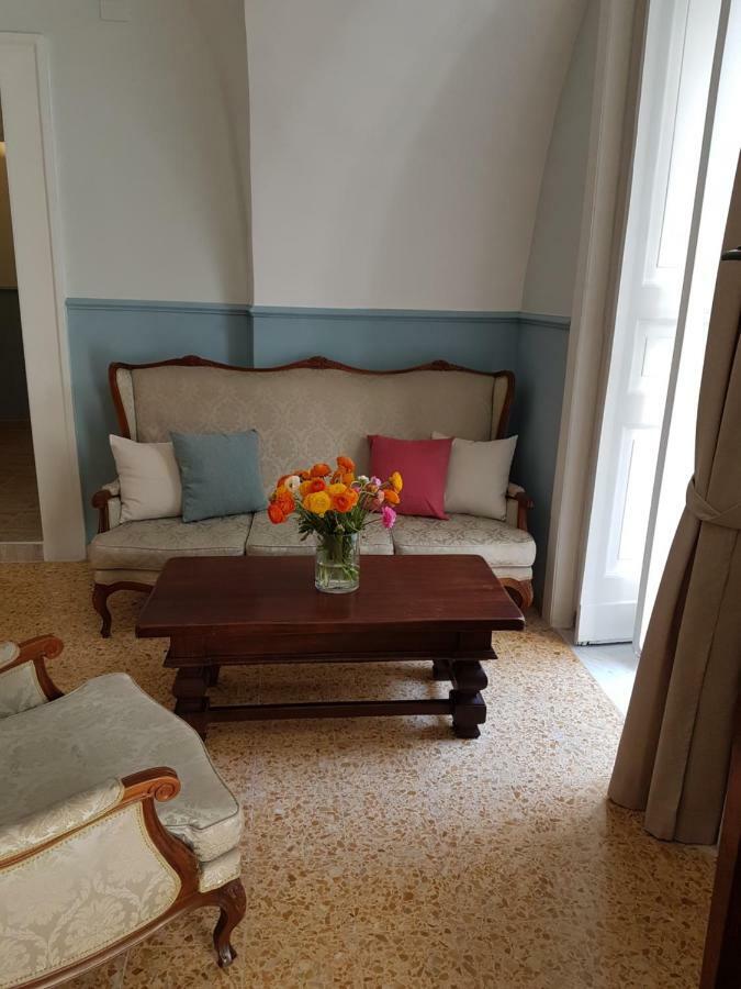 Aragonese Luxury 5* Napels