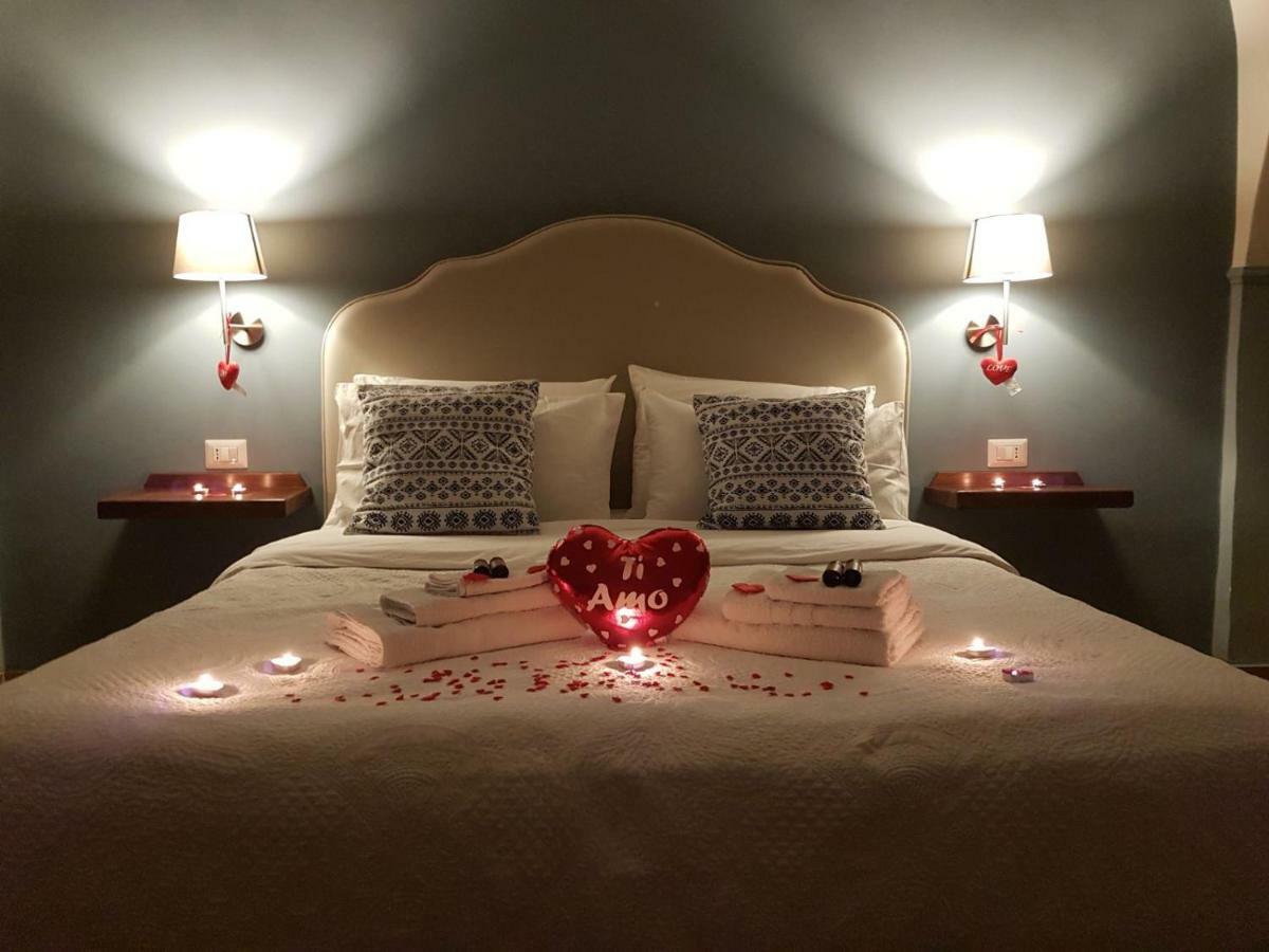 Bed & Breakfast Aragonese Luxury Napels