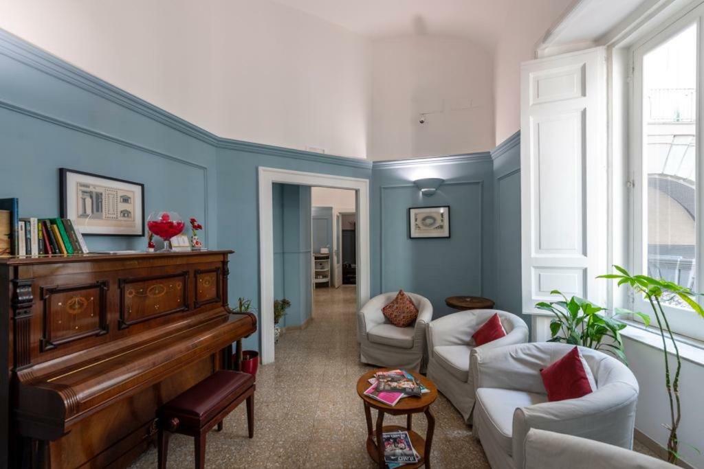Bed & Breakfast Aragonese Luxury Napels